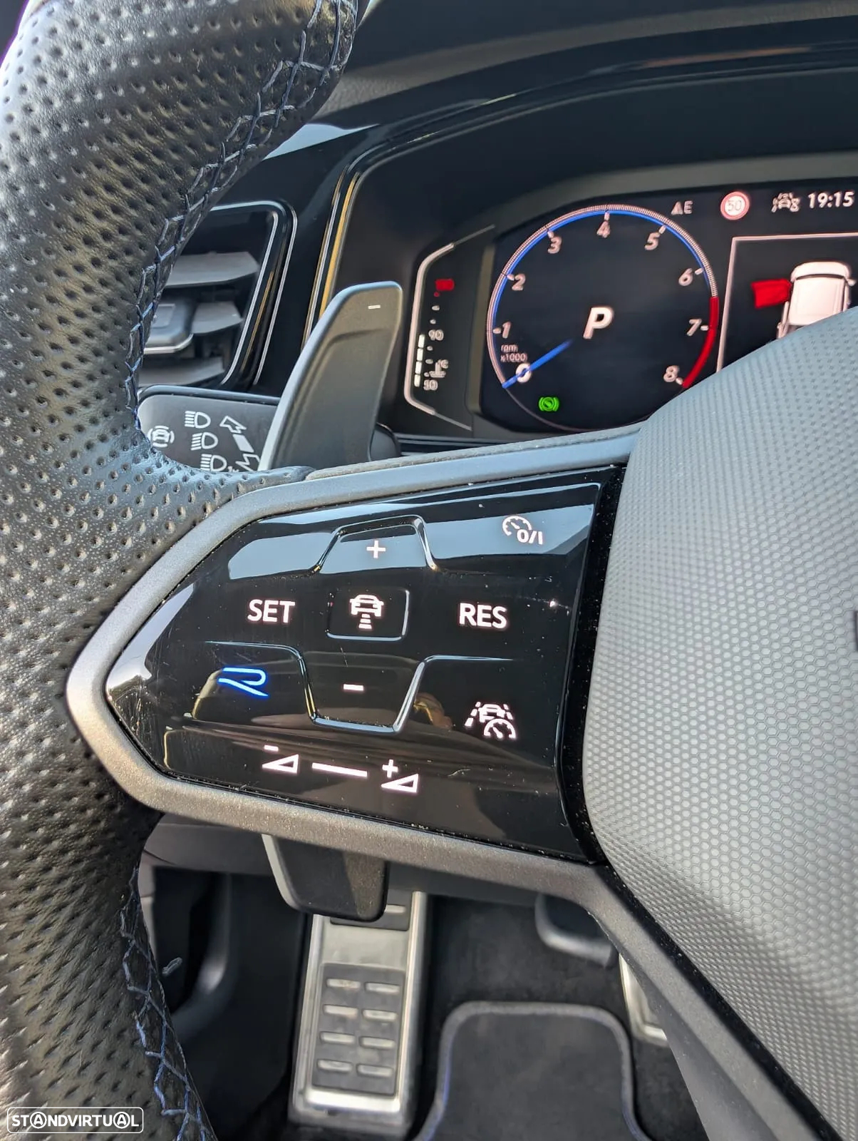 VW T-Roc 2.0 TSI 4M R DSG - 23