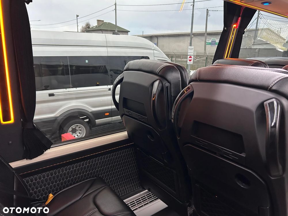 Mercedes-Benz Sprinter 519 - 27