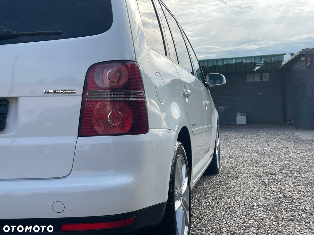Volkswagen Touran 1.9 TDI DPF United - 17