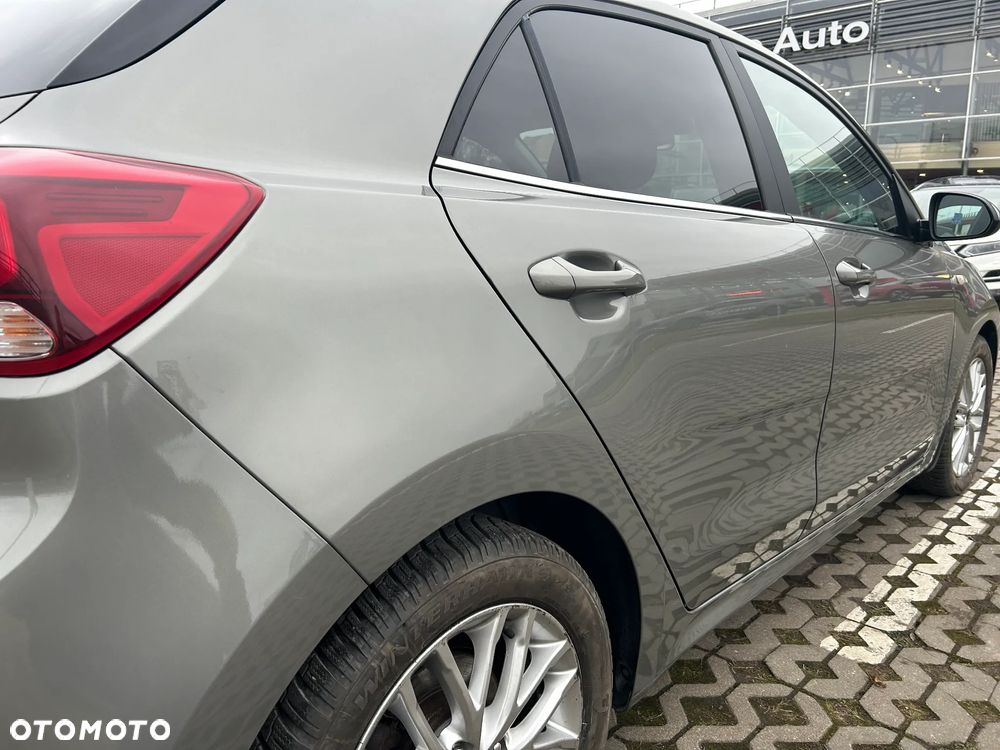 Kia Rio 1.4 XL - 12