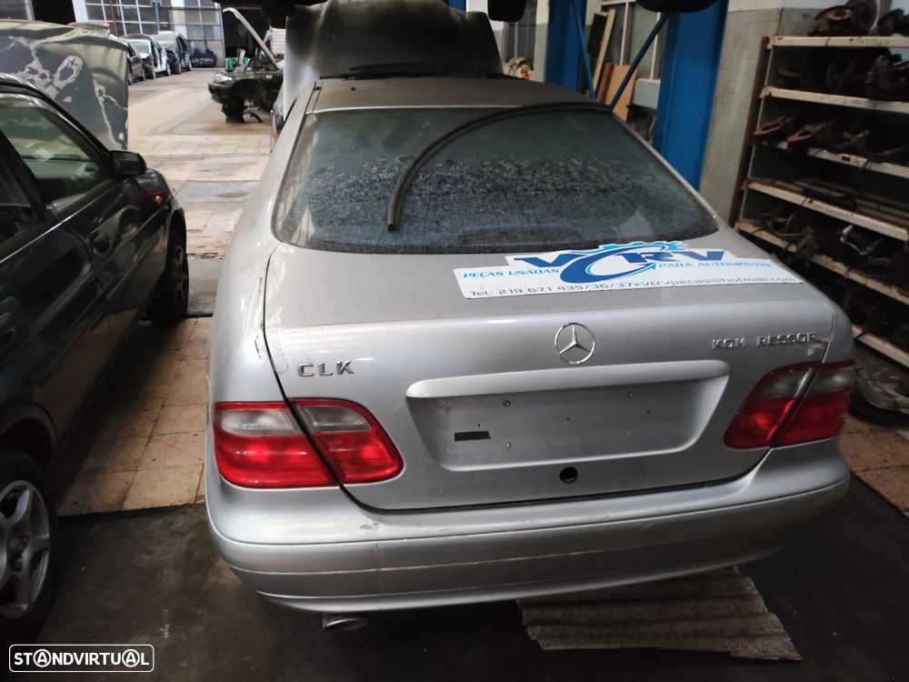 Mercedes CLK 230 Kompressor W208 - Viatura para peças - 3