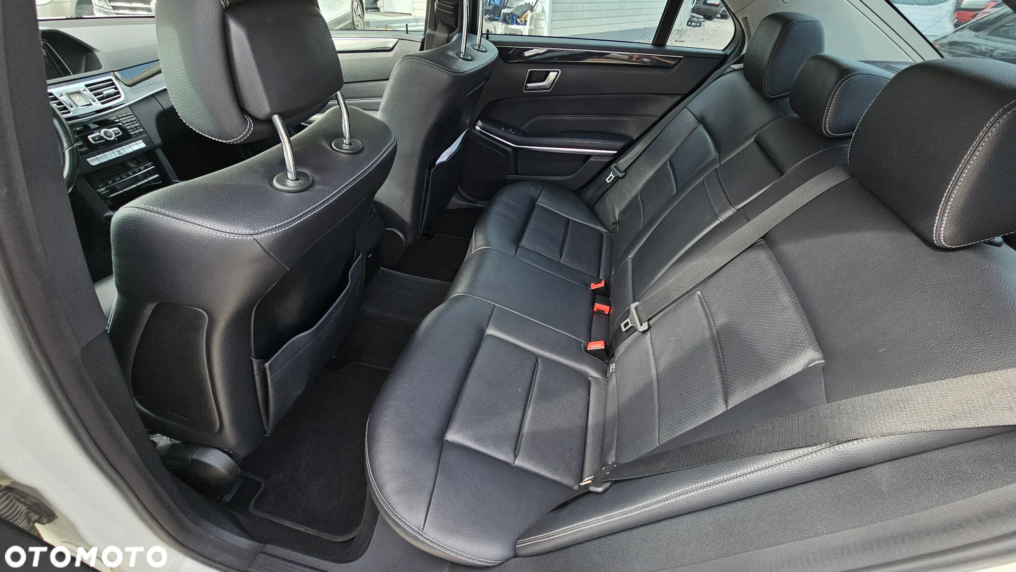 Mercedes-Benz Klasa E 250 BlueTEC 9G-TRONIC Avantgarde - 9