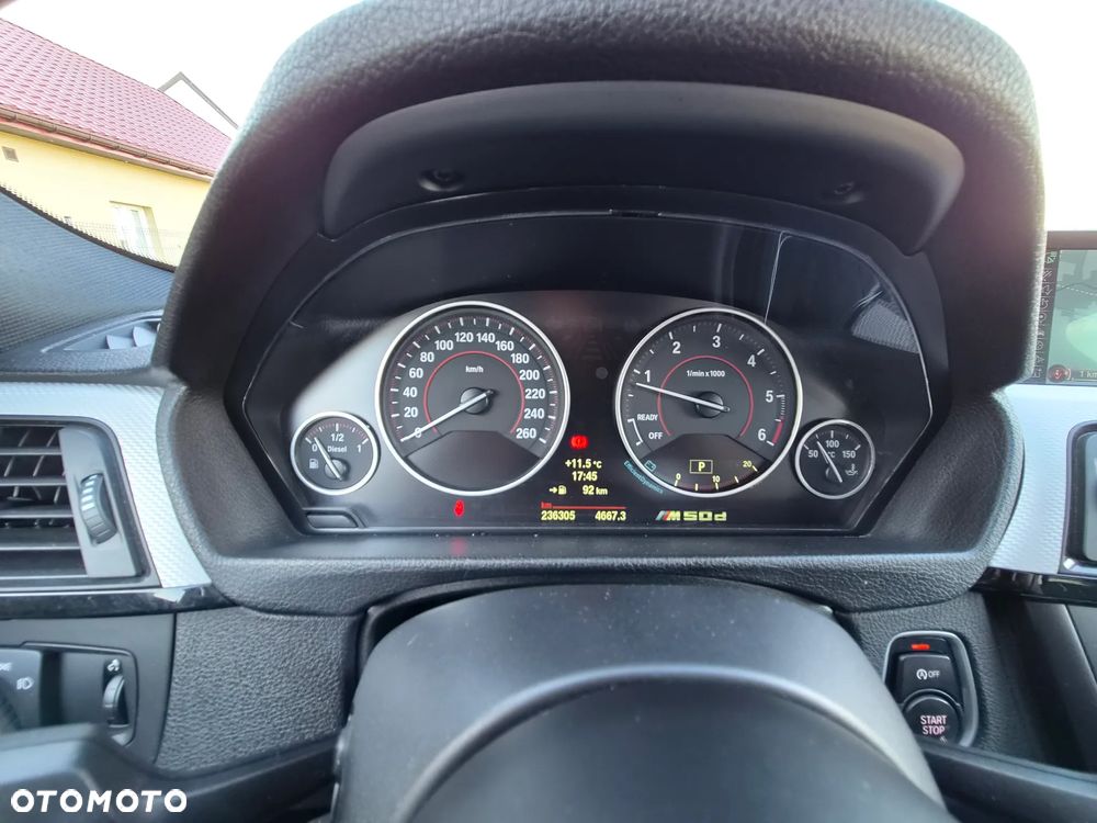 BMW Seria 3 320d xDrive M Sport - 36