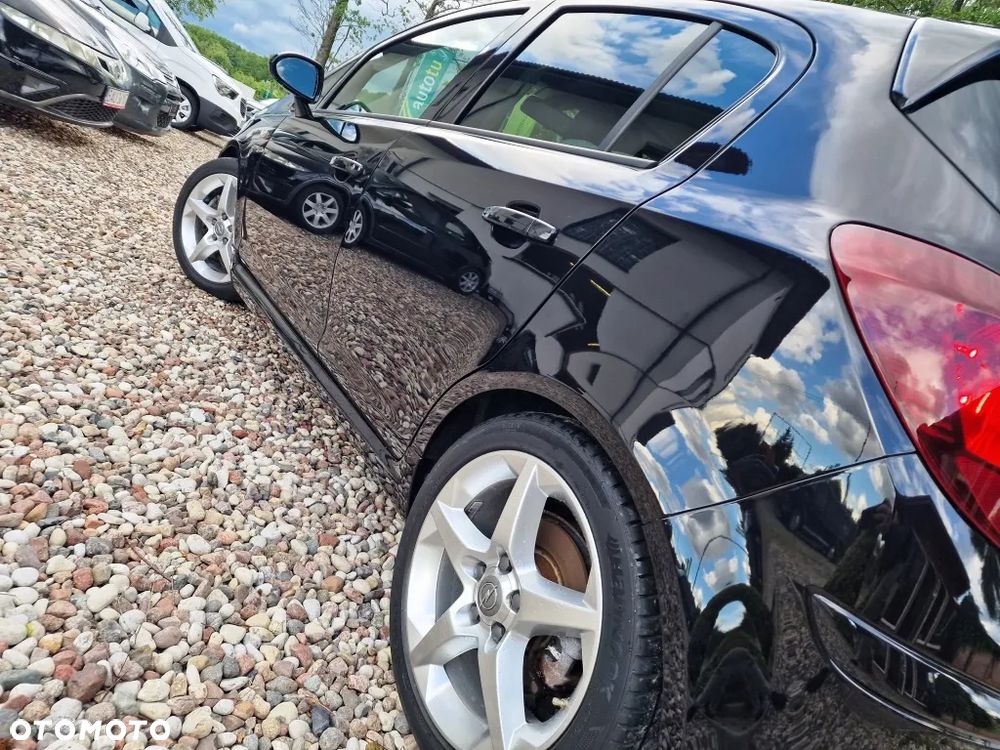 Opel Corsa 1.6 Turbo GSi - 24