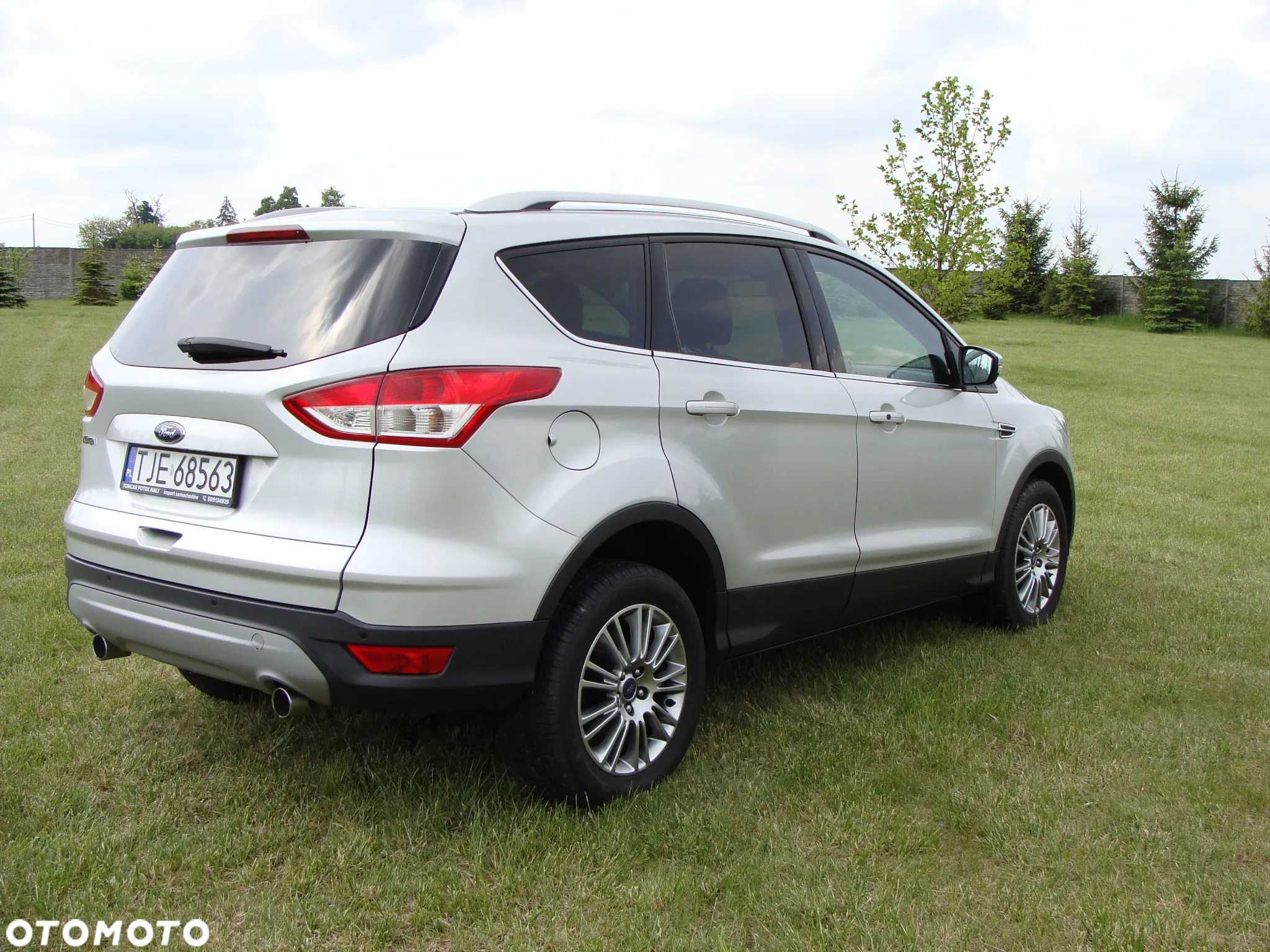 Ford Kuga 2.0 TDCi 2x4 Titanium - 8