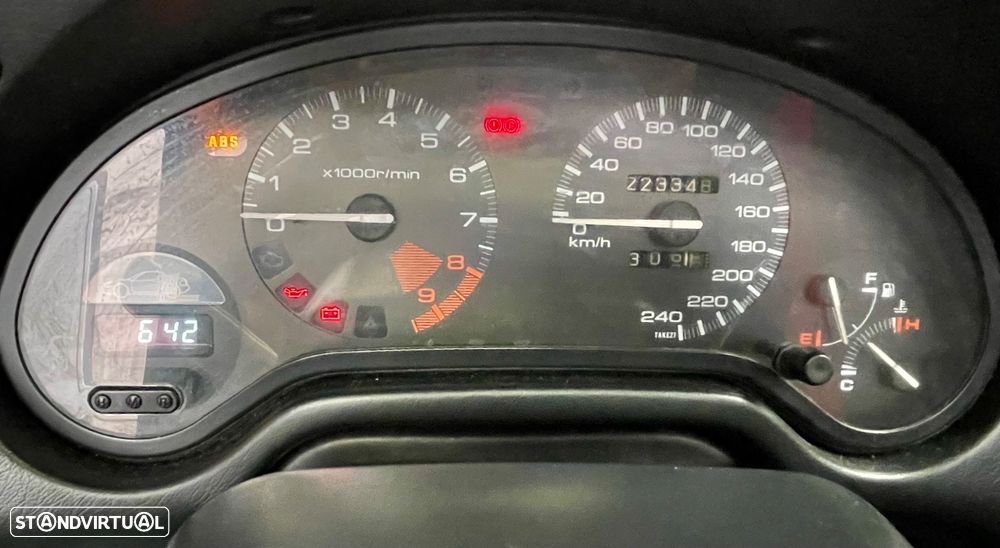 Honda CRX 1.6 VTi - 11