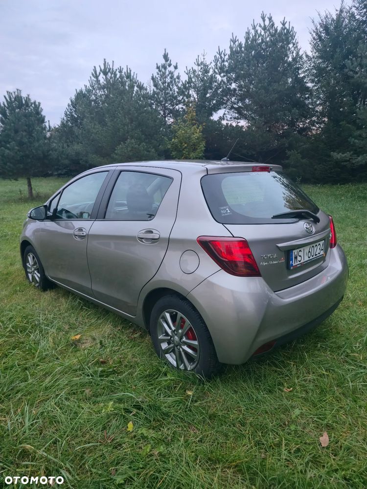 Toyota Yaris - 33