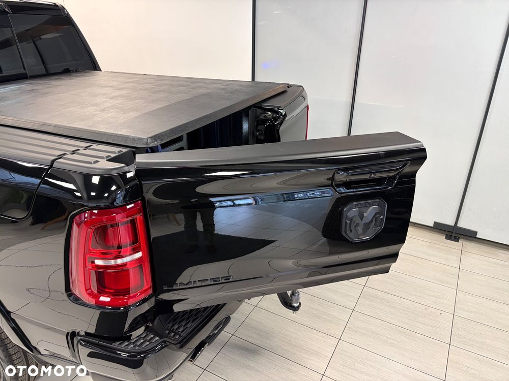 RAM 1500 - 38