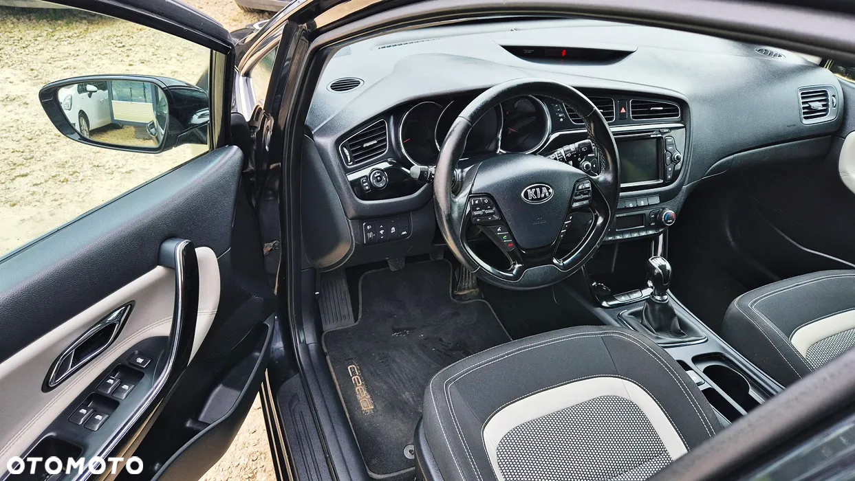 Kia Ceed Cee'd 1.6 GDI XL - 31