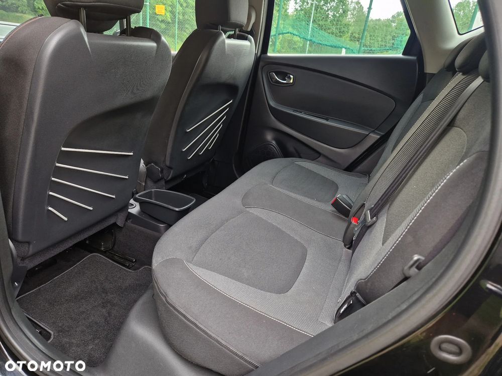 Renault Captur - 23