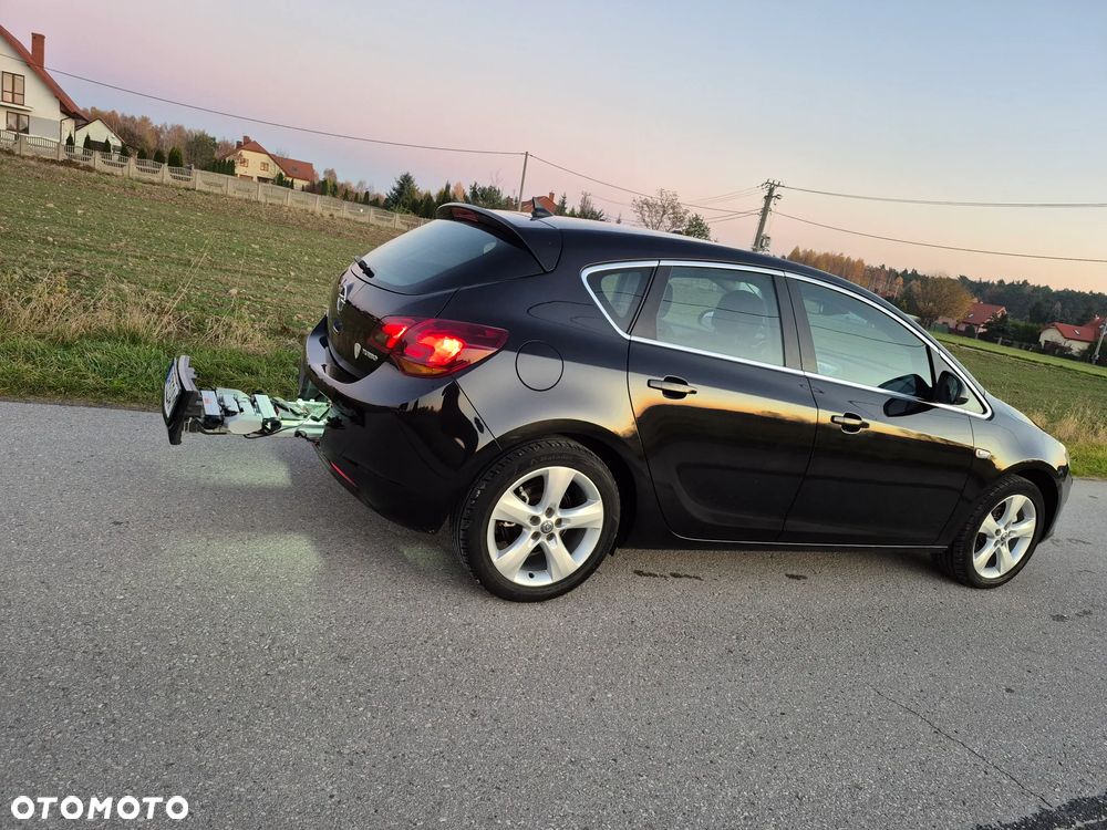 Opel Astra 1.4 Turbo Cosmo - 8