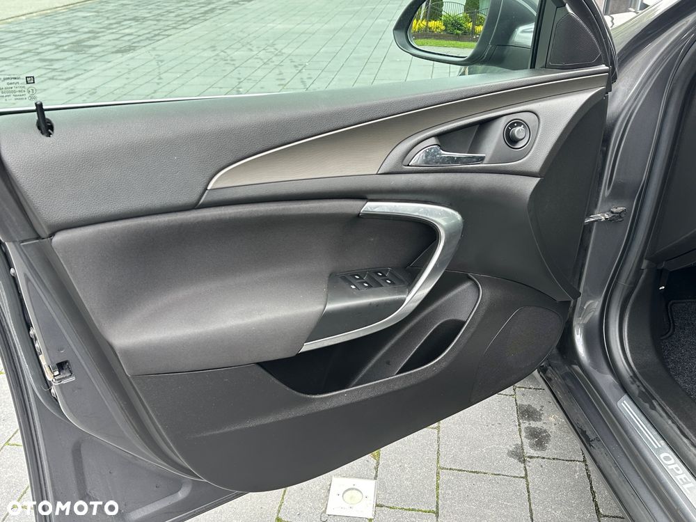 Opel Insignia - 13