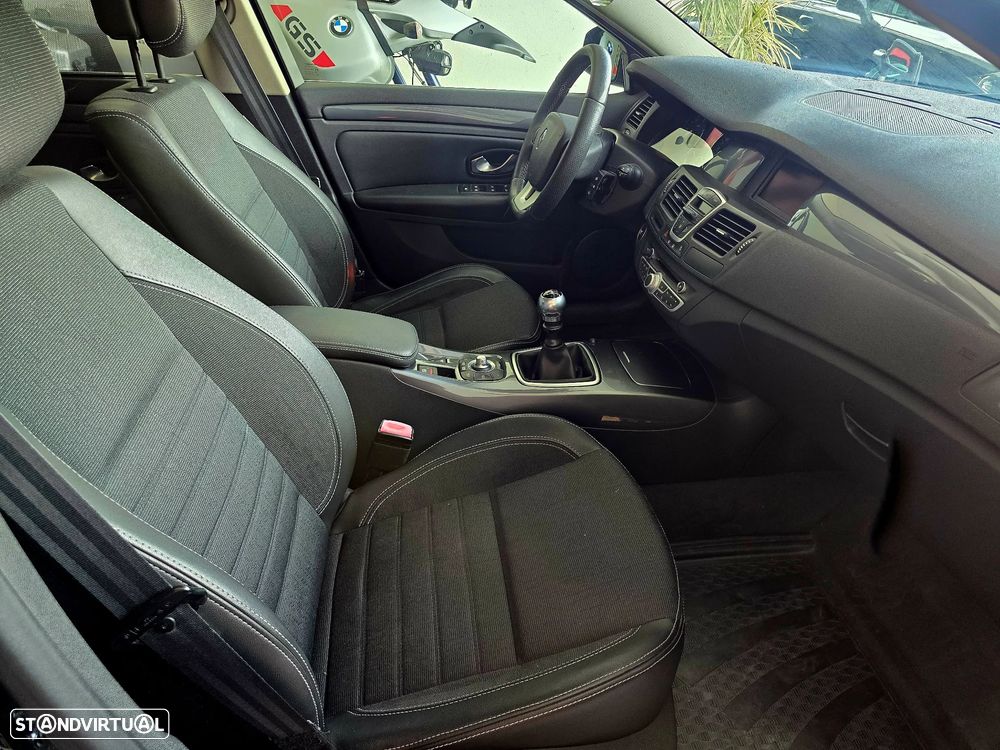Renault Laguna 2.0 dCi Dynamique S - 9