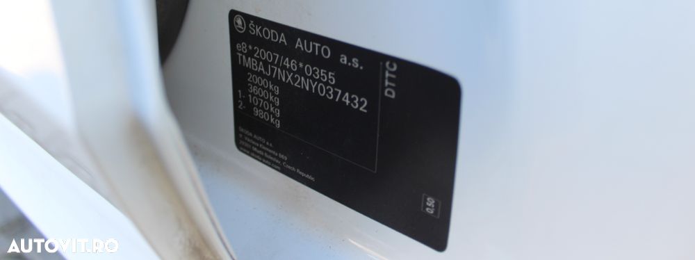 Skoda Octavia 2.0 TDI DSG Style - 31