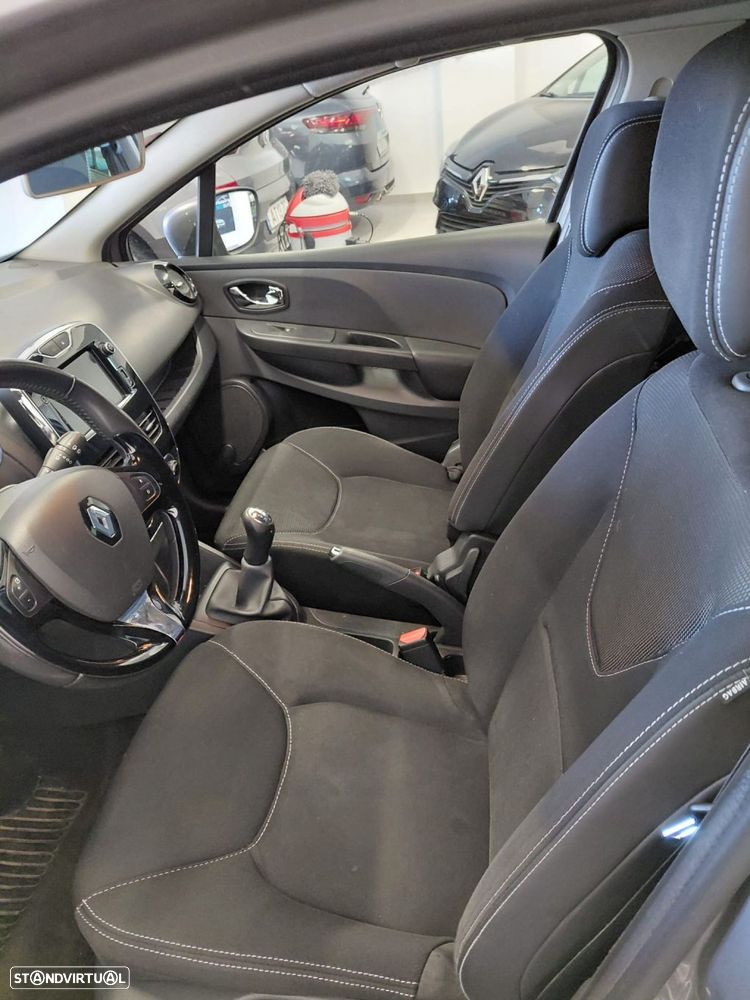 Renault Clio Sport Tourer 1.5 dCi Dynamique S - 12