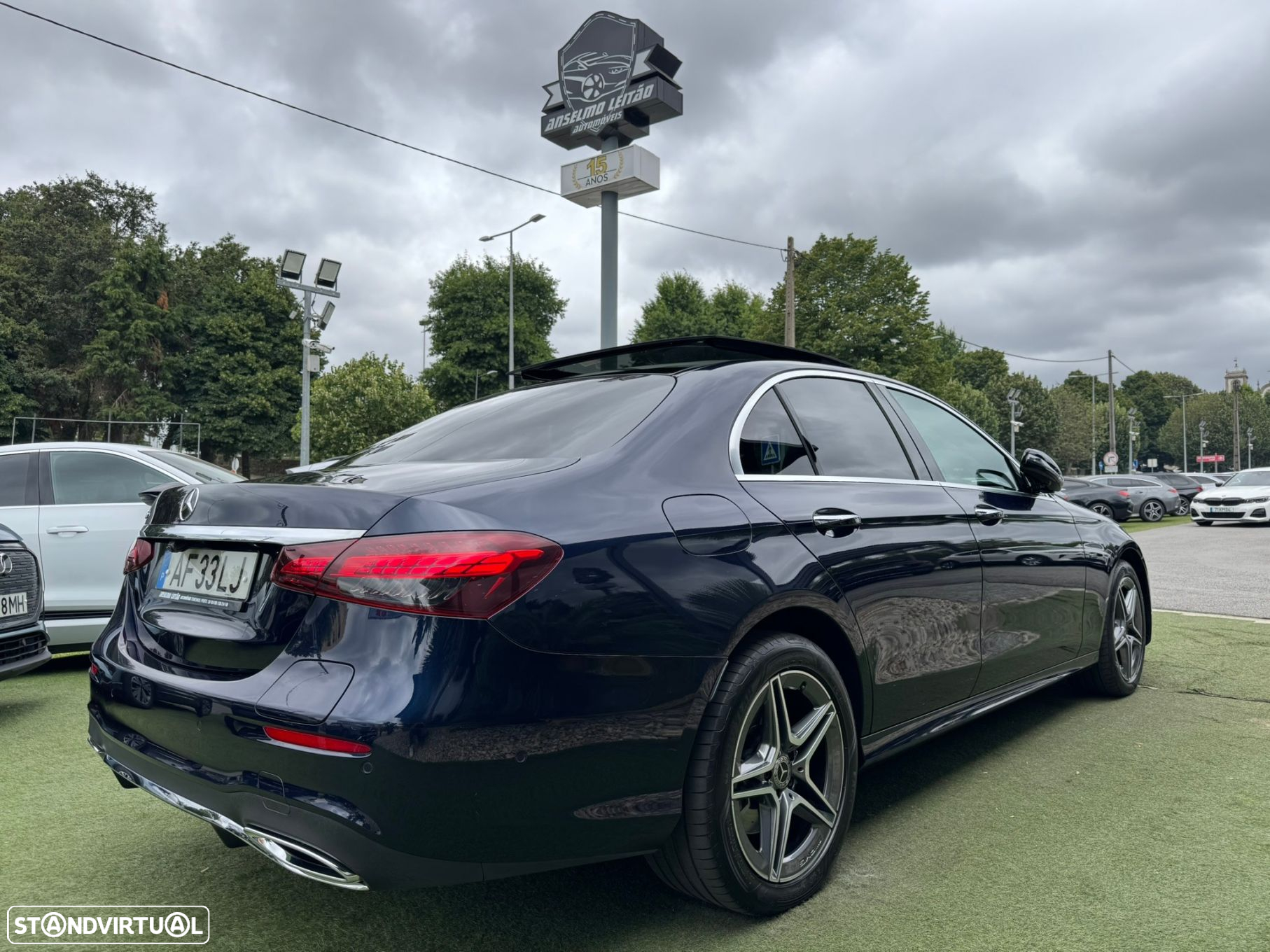 Mercedes-Benz E 300 e AMG Line - 4