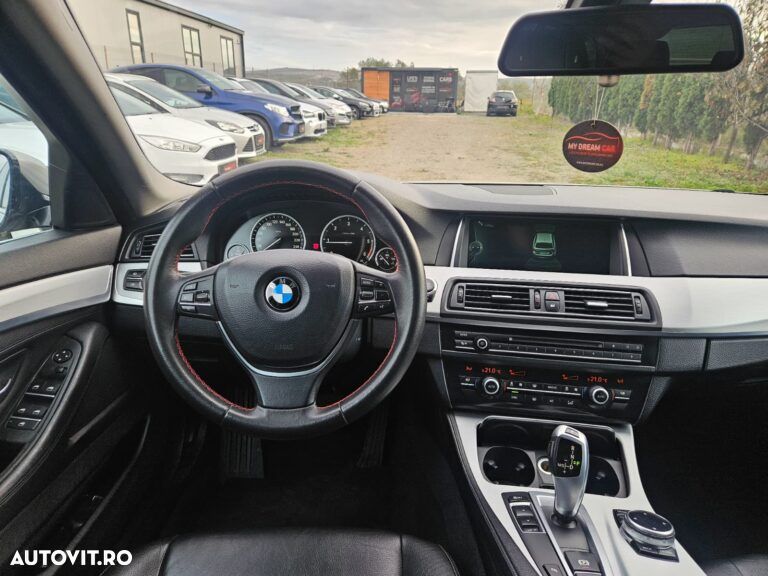 BMW Seria 5 520d Aut. Luxury Line - 13