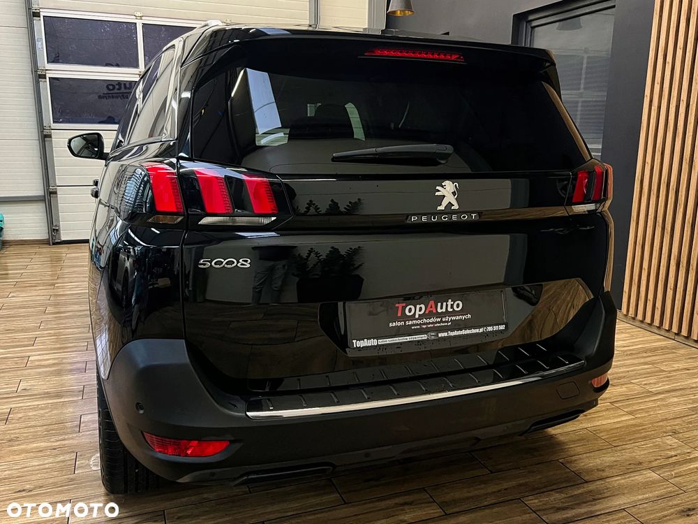 Peugeot 5008 - 11