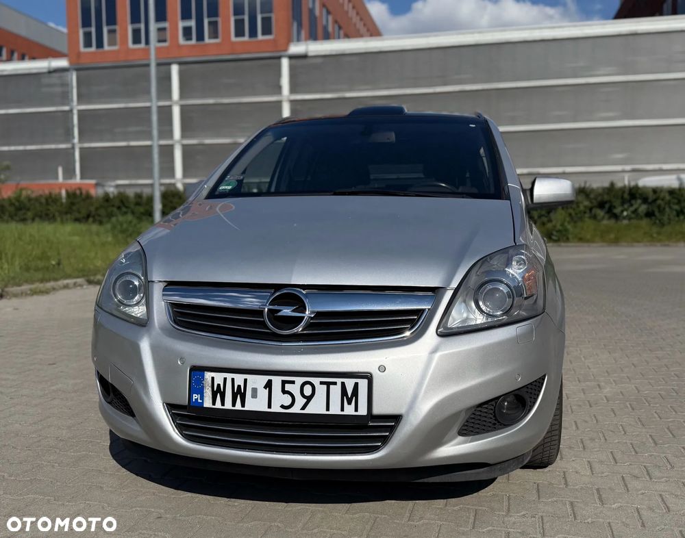 Opel Zafira 2.0 Turbo Edition - 1
