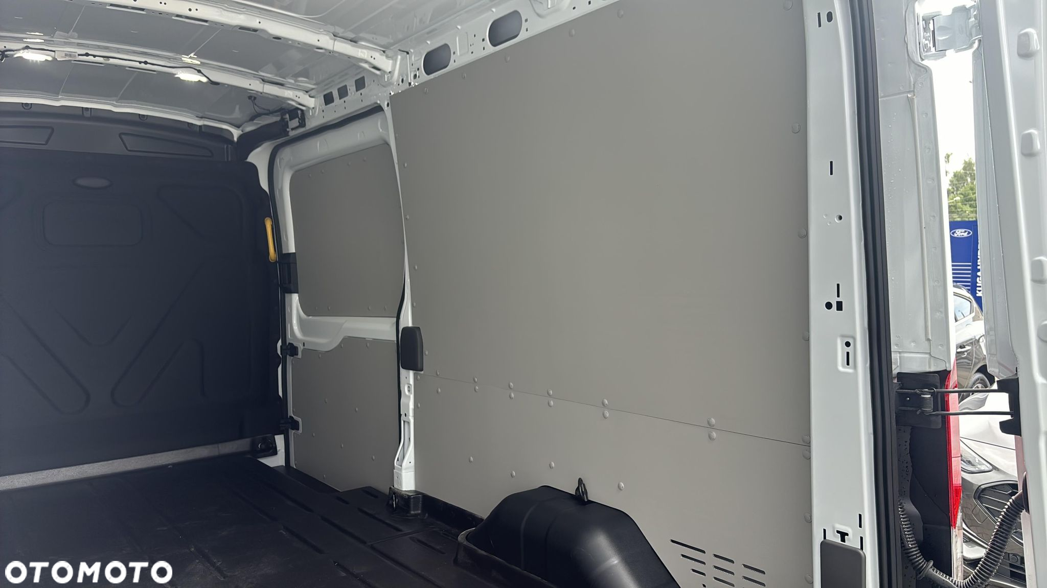 Ford transit - 4