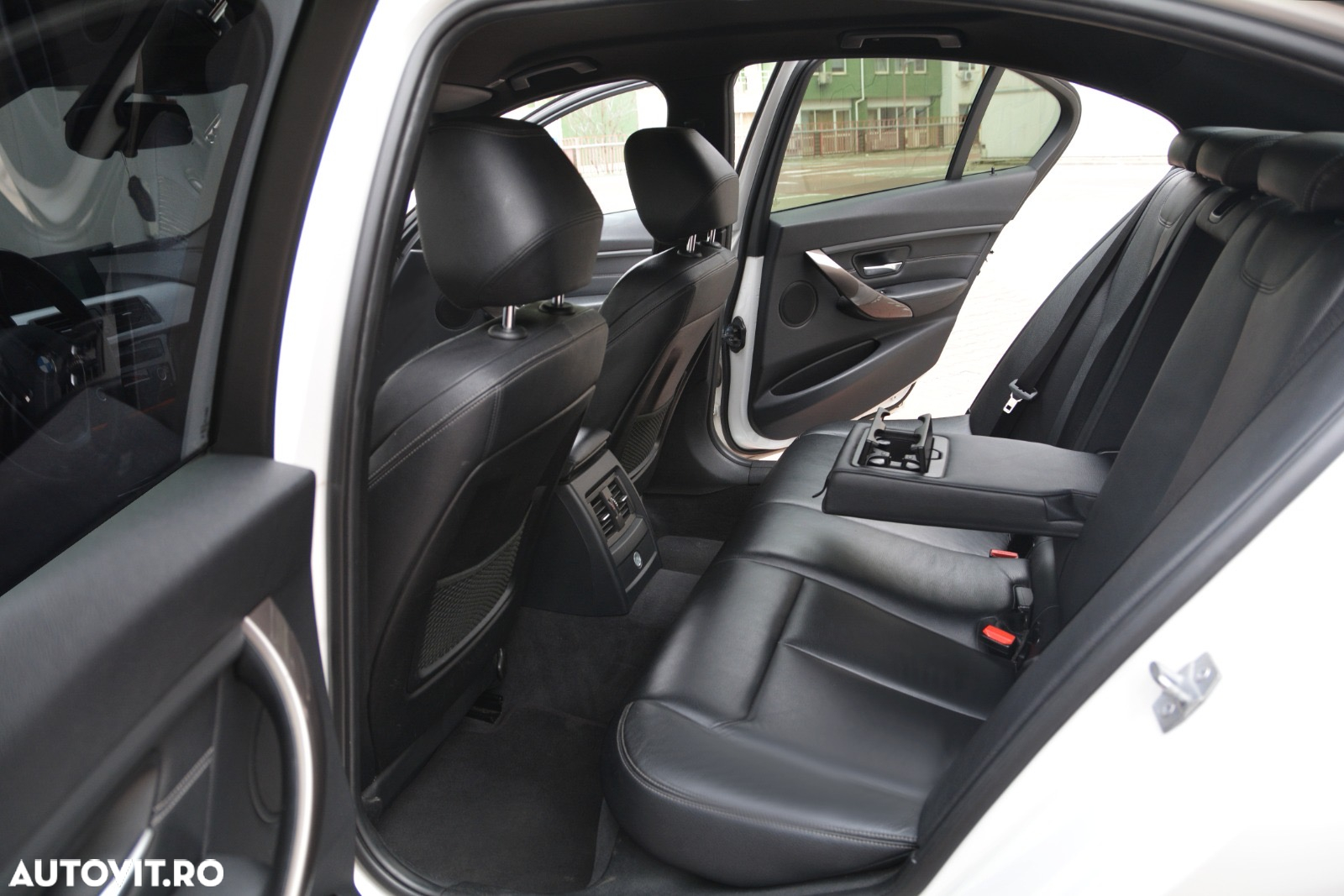 BMW Seria 3 320d xDrive Sport-Aut. Modern Line - 7