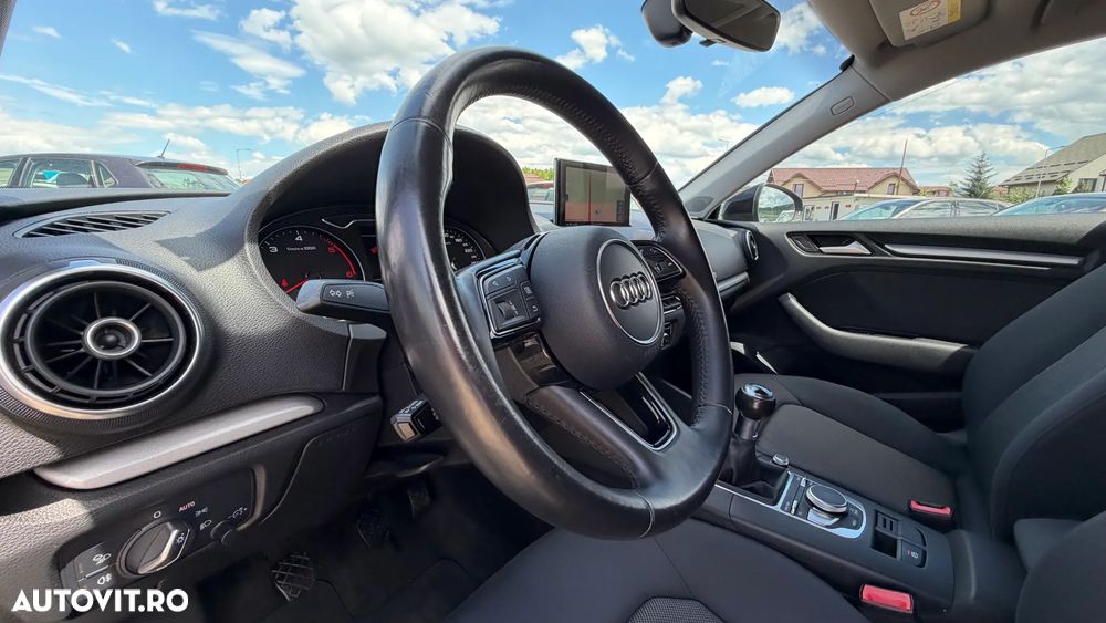 Audi A3 Sportback 1.6 TDI (clean diesel) S line Sportpaket - 14