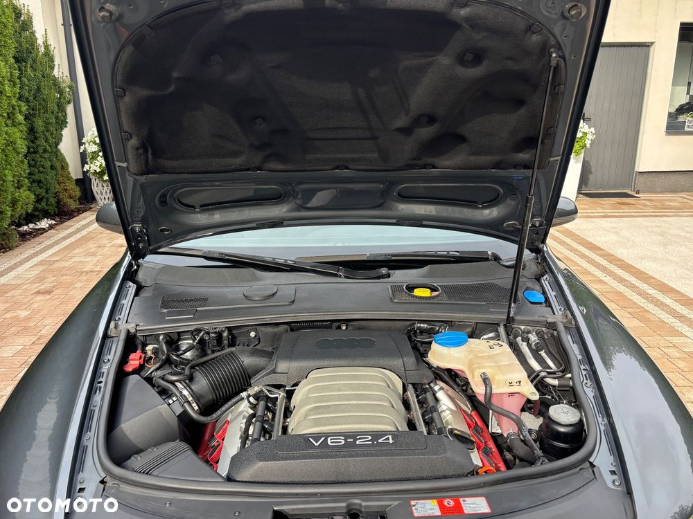 Audi A6 Avant 2.4 - 21