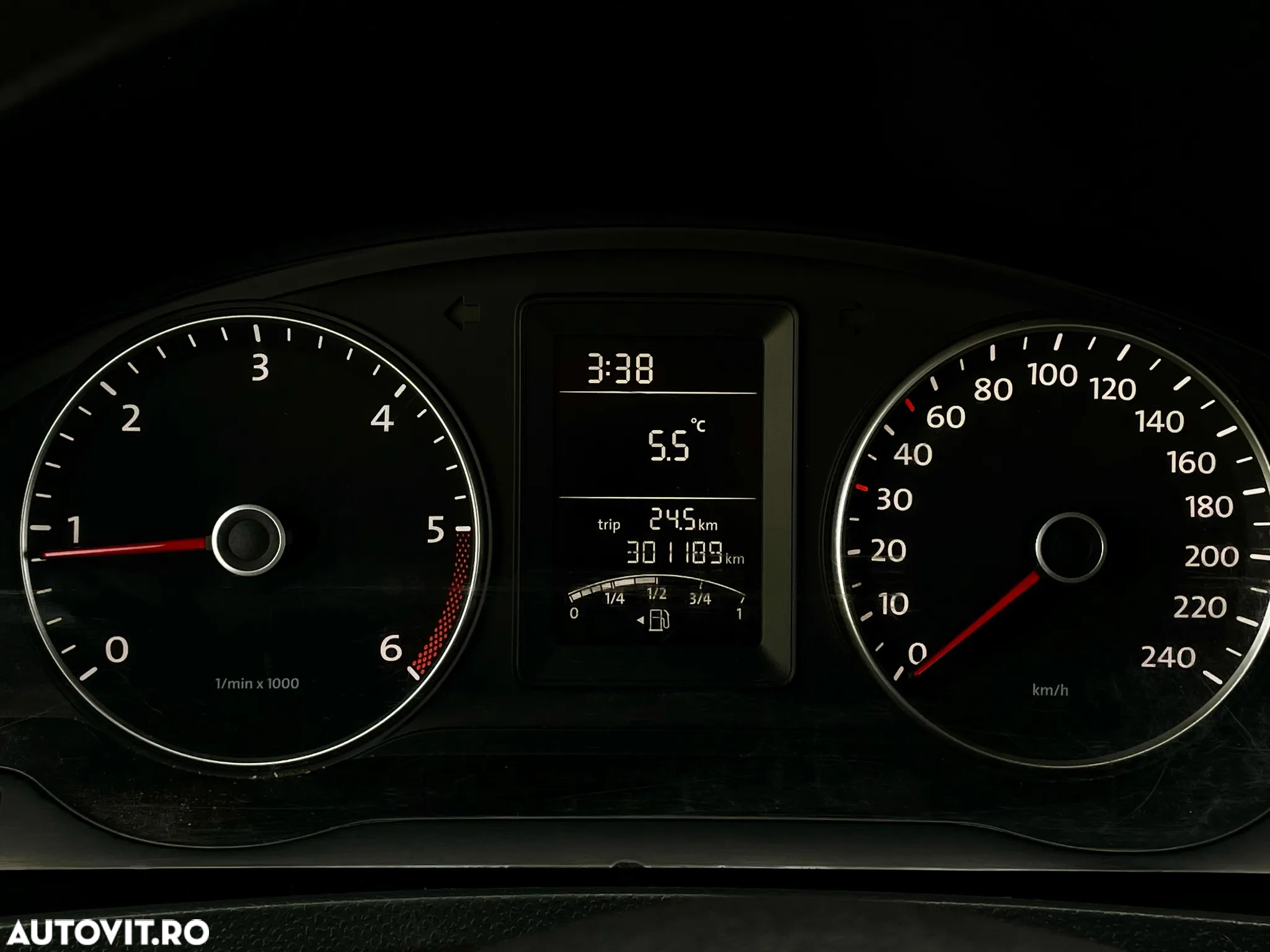 Volkswagen Transporter - 15