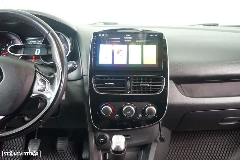 Renault Clio Sport Tourer 1.5 dCi Limited - 28