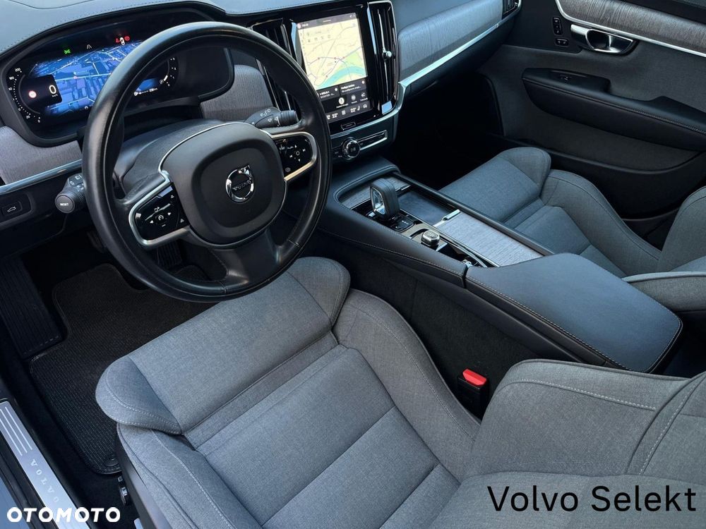 Volvo V90 Cross Country - 12