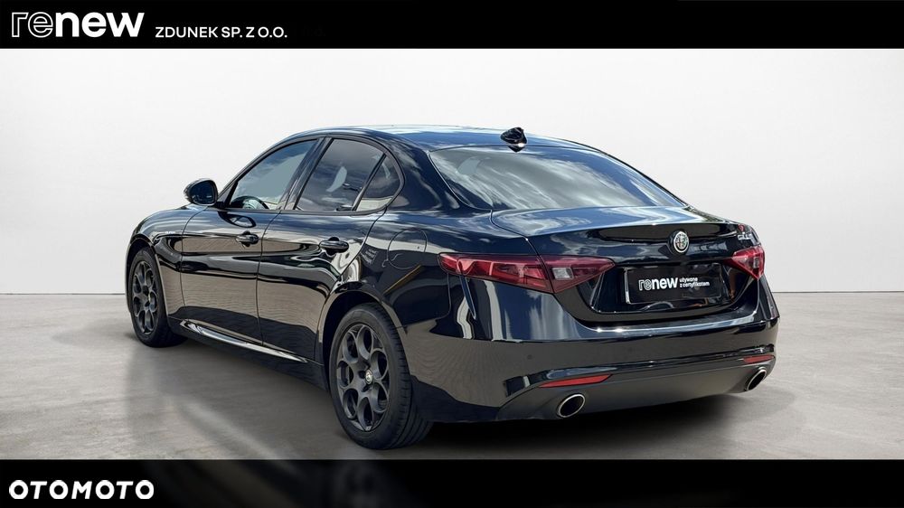 Alfa Romeo Giulia 2.0 Turbo - 3