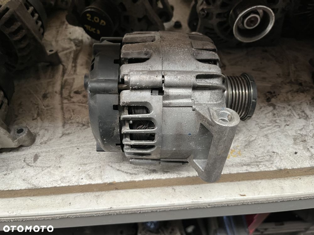 Alternator 1.6 THP Citroen Peugeot 9839200980 - 2