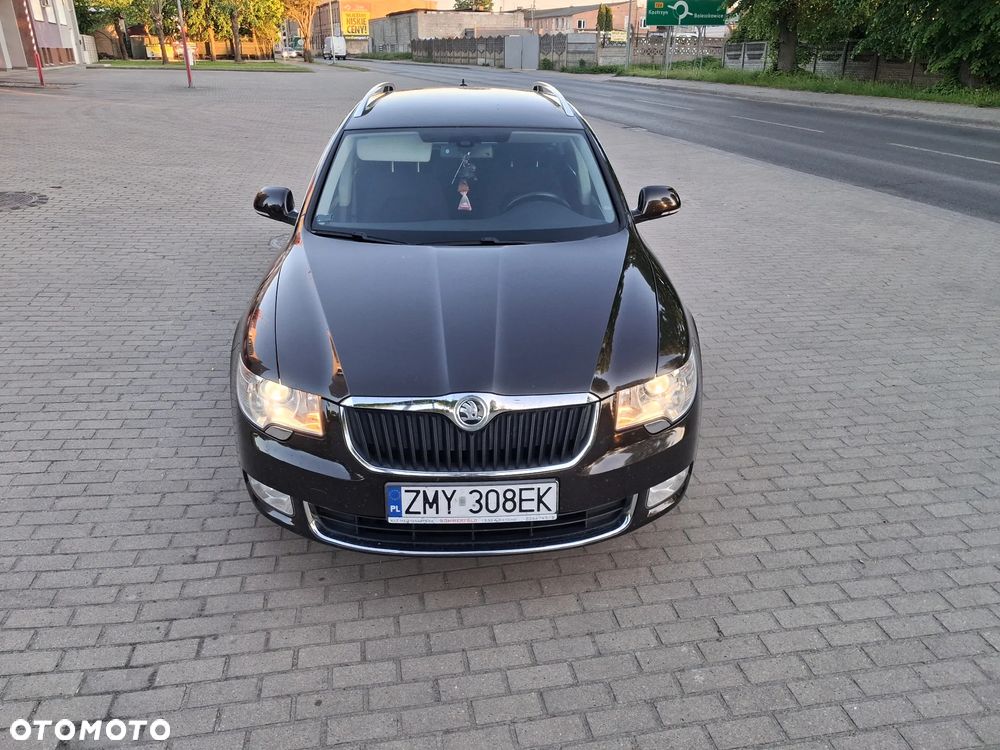 Skoda Superb 2.0 TDI 4x4 DSG FAMILY - 2