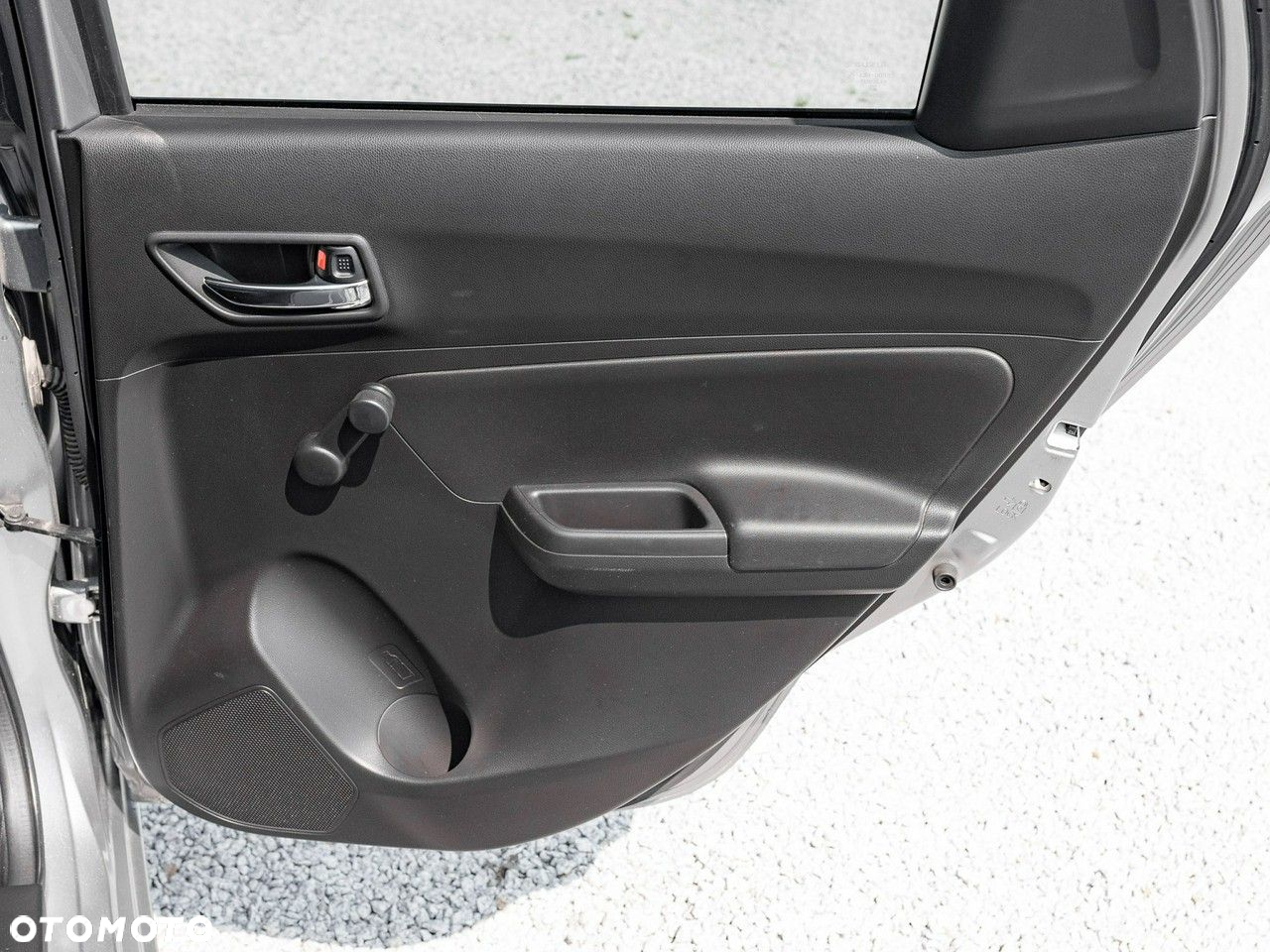Suzuki Swift - 30
