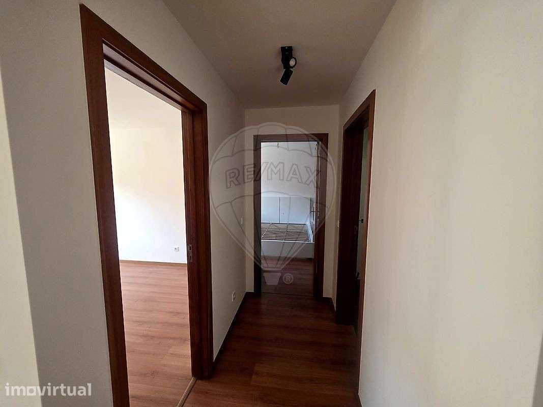Apartamento T2 para arrendamento - Grande imagem: 5/12