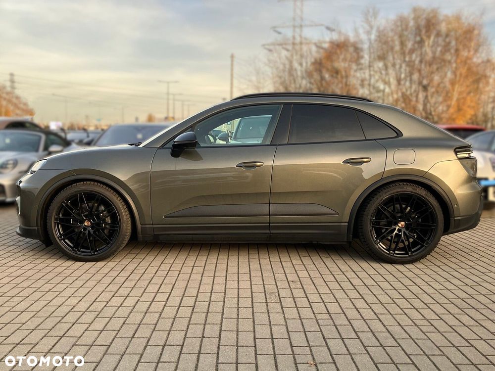 Porsche Macan - 10