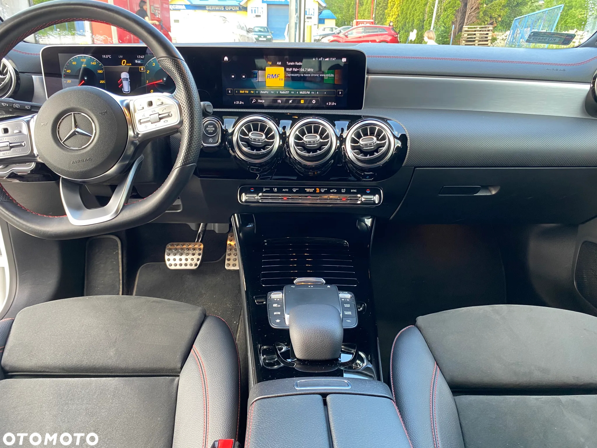 Mercedes-Benz CLA 200 AMG Line 7G-DCT - 2
