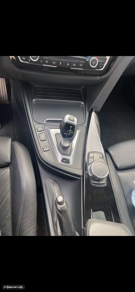 BMW 330 e iPerformance Line Luxury - 9