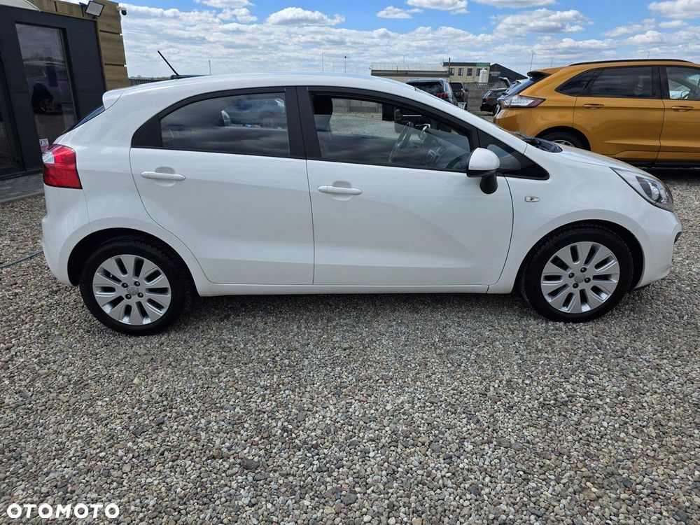 Kia Rio 1.2 Edition 7 - 23