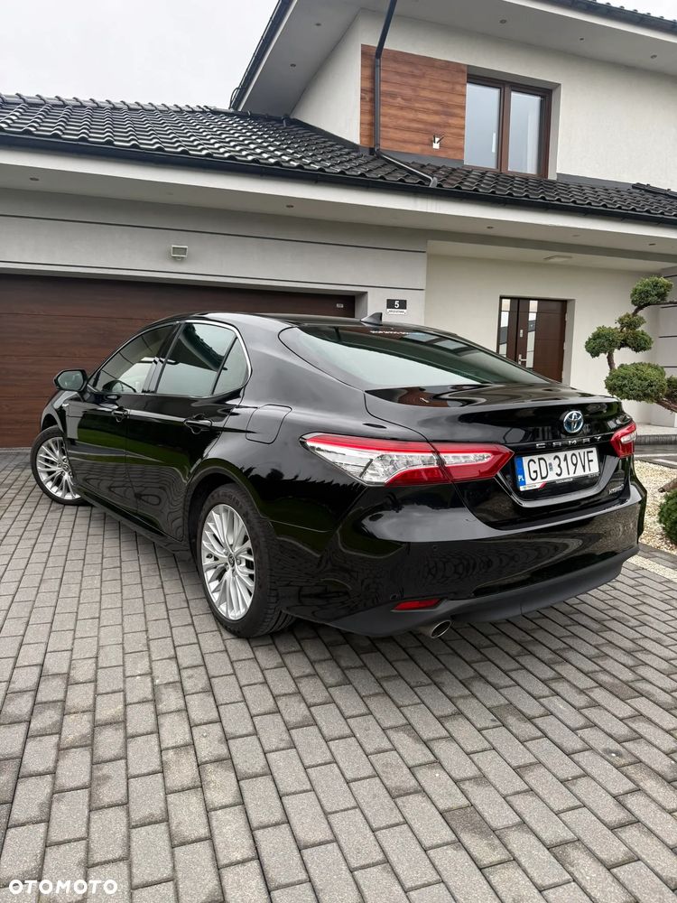 Toyota Camry 2020 photo 3