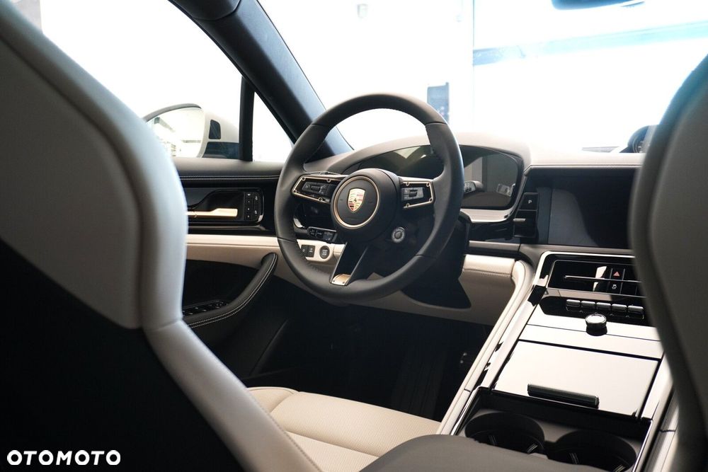 Porsche Panamera - 14