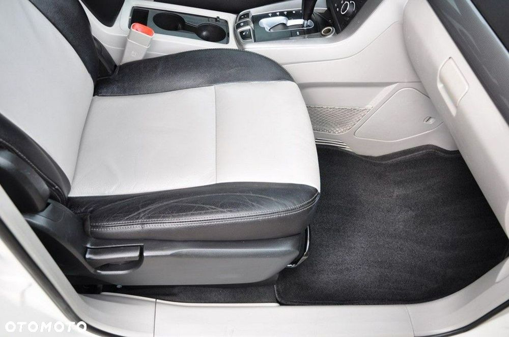 Chevrolet Captiva - 31