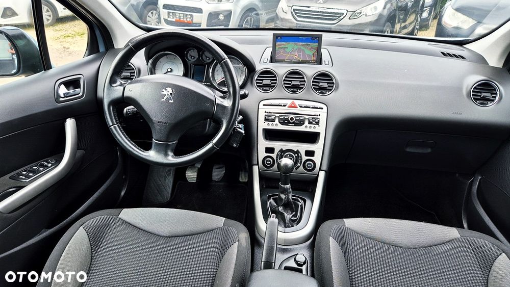 Peugeot 308 1.6 Premium - 31