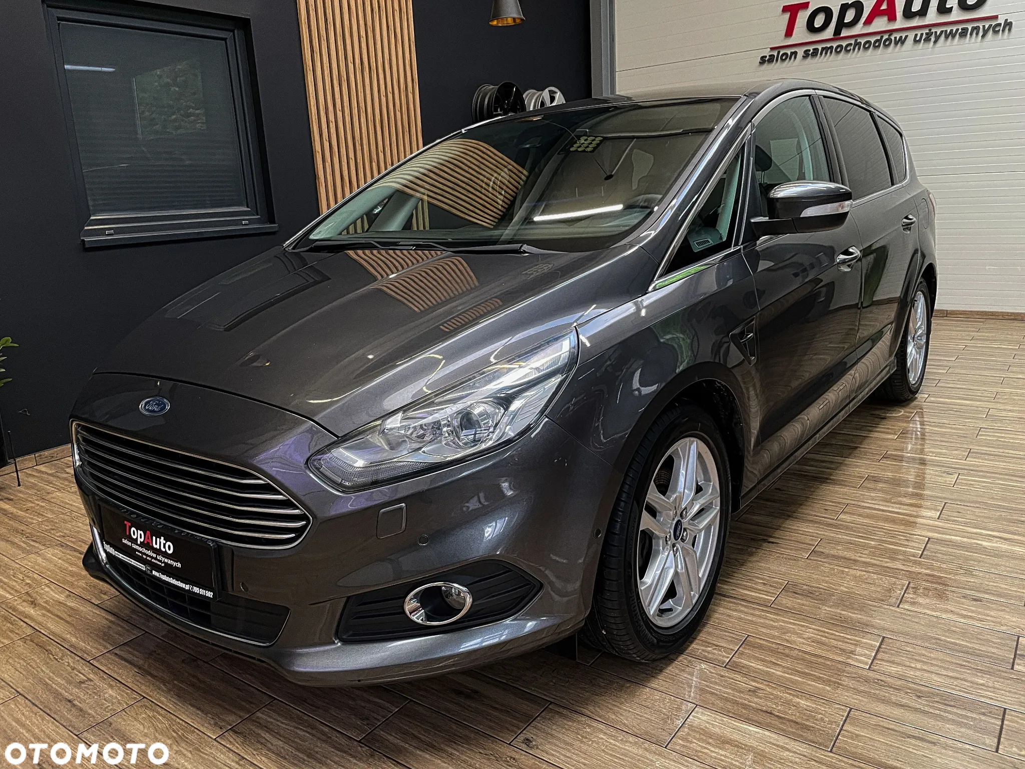 Ford S-Max 2.0 EcoBoost Titanium - 13
