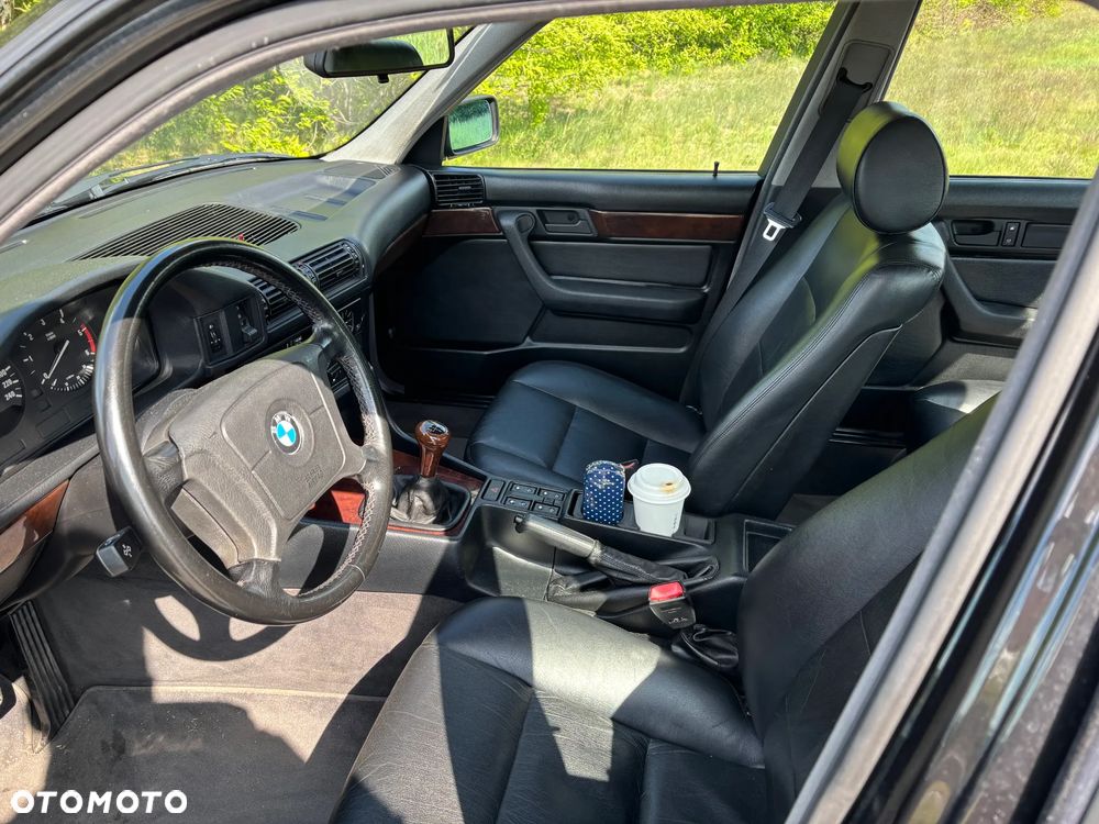 BMW Seria 5 525tds - 13