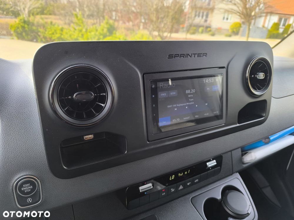 Mercedes-Benz Sprinter 315, Automat, Mroźnia, Chłodnia + Funkcja Grzania, Długi (4.25m) - 24