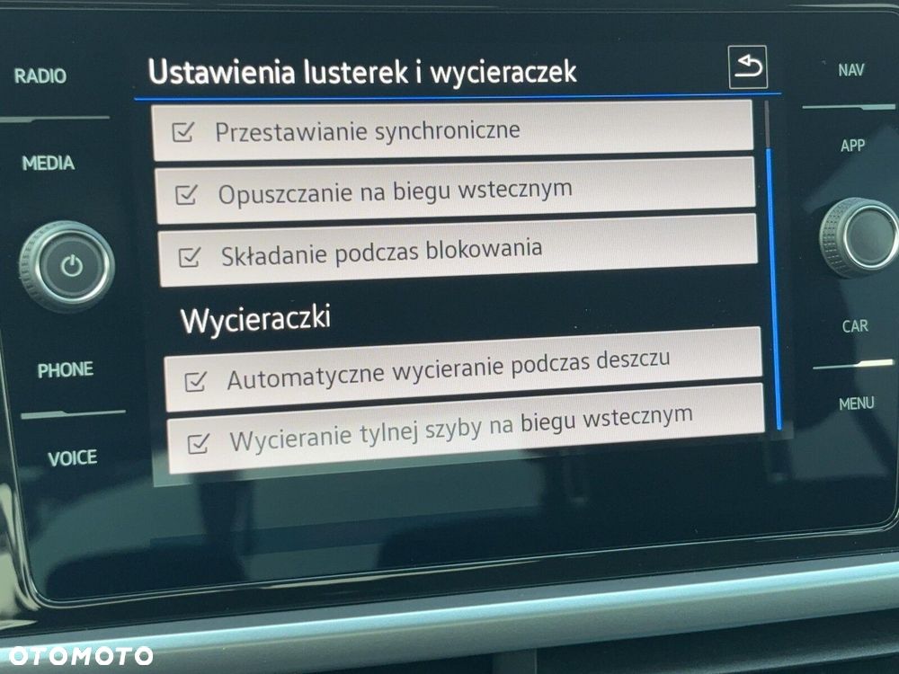 Volkswagen T-Roc 1.5 TSI Life DSG - 29