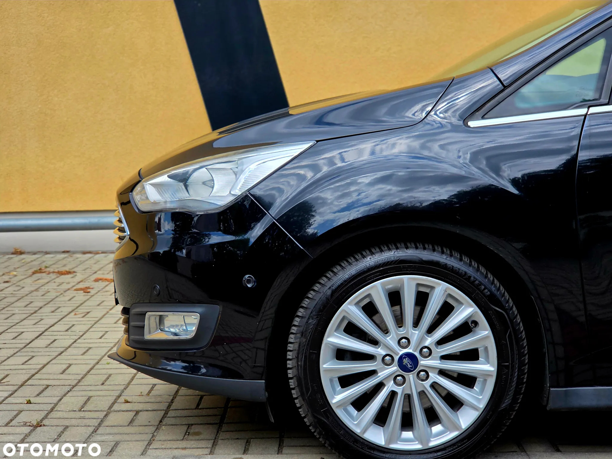 Ford C-MAX 2.0 TDCi Start-Stop-System Titanium - 30