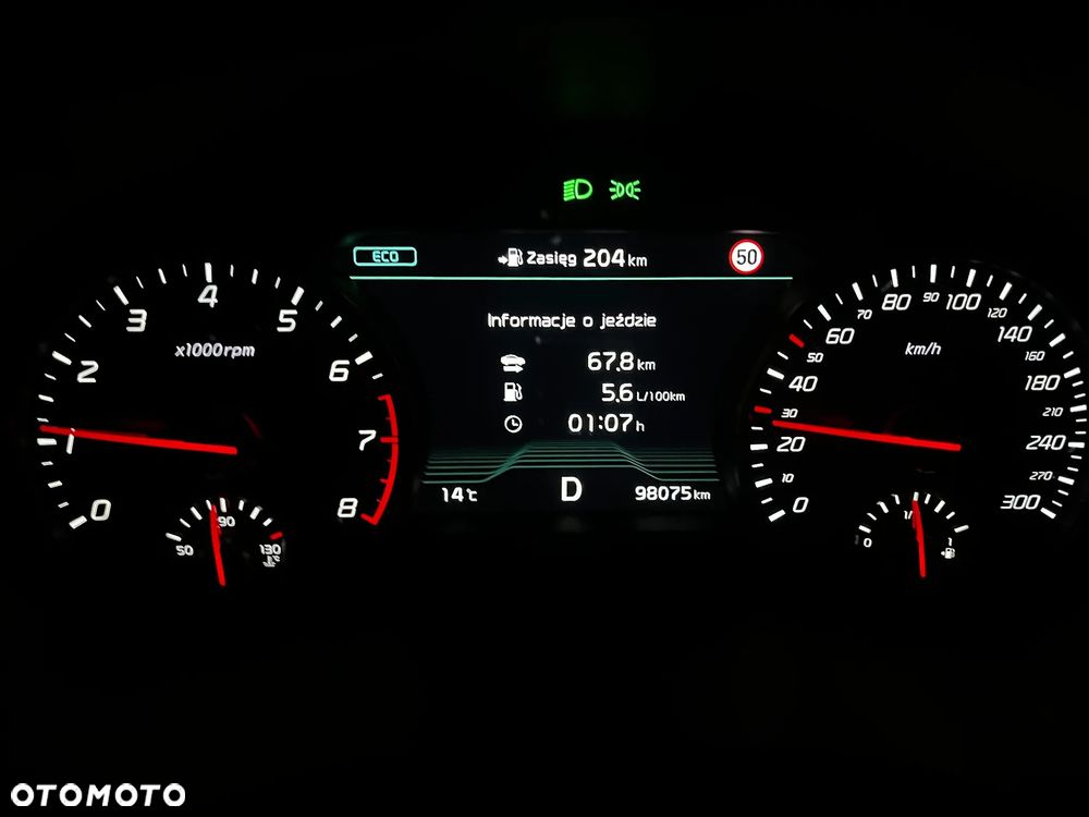 Kia Stinger - 10
