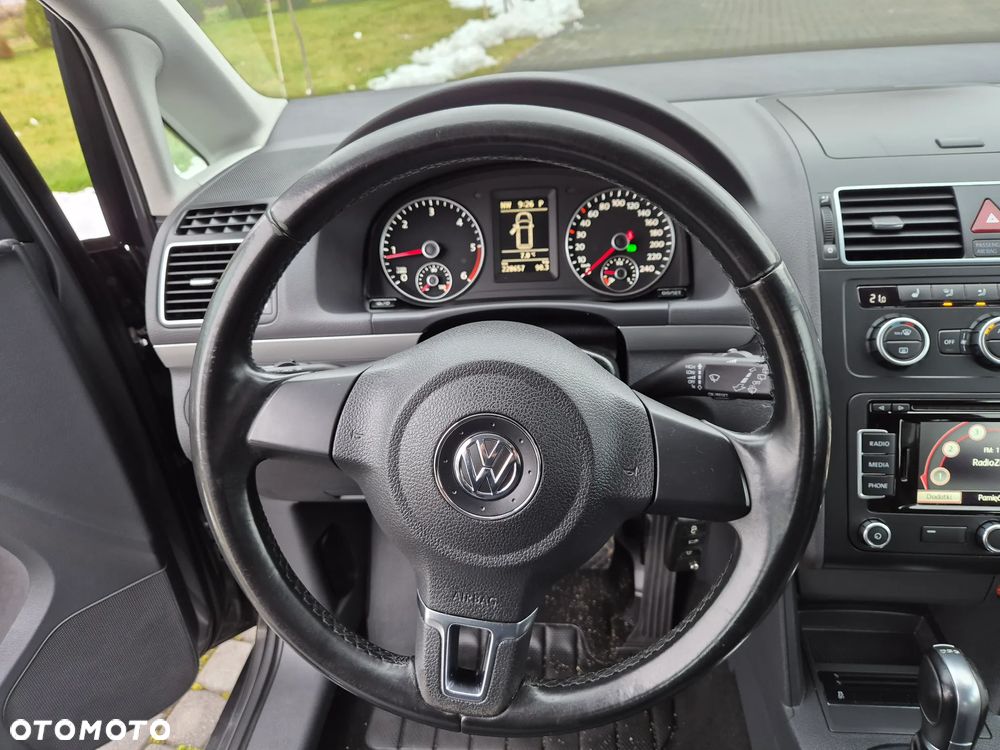 Volkswagen Touran 1.6 TDI DPF BlueMotion Technology DSG Comfortline - 34